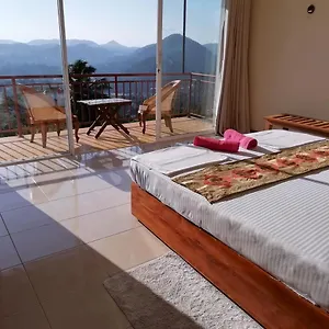  Homestay High View