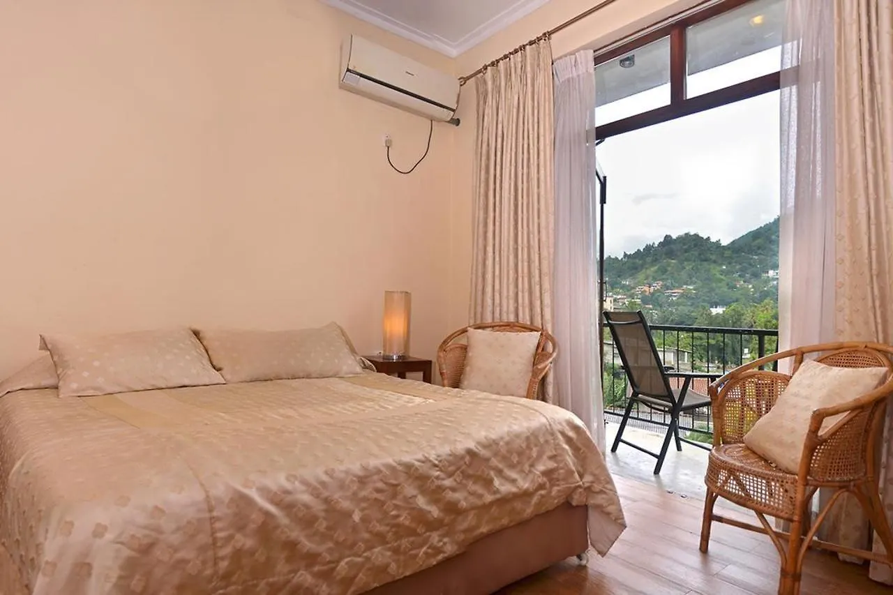 Villa 49 Kandy Pensión